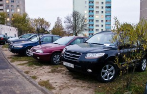 Как обзавестись собственным стояночным местом во дворе