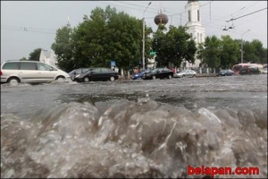 По колено в воде по Могилеву (фото)