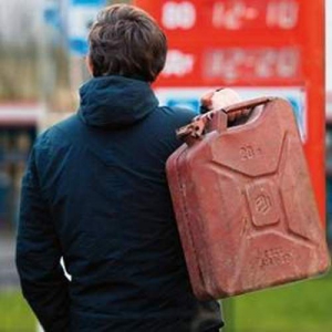 Румас: Цены на автотопливо в Беларуси повысятся, но не с 1 декабря